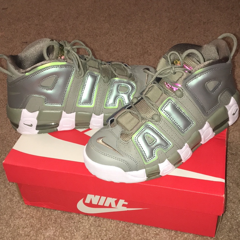 women’s nike air more uptempo